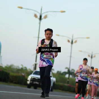 Runner Photo 6143603