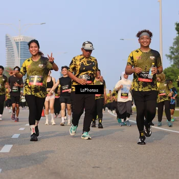 Runner Photo 6143615