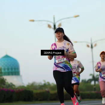 Runner Photo 6143648