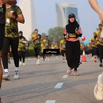 Runner Photo 6143716