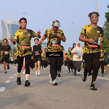 Runner Photo 6143718