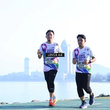 Runner Photo 6143754