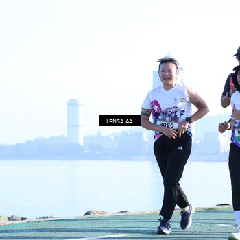 Runner Photo 6143835
