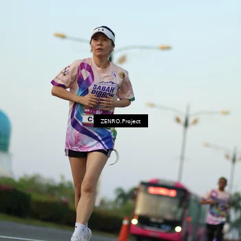 Runner Photo 6143851