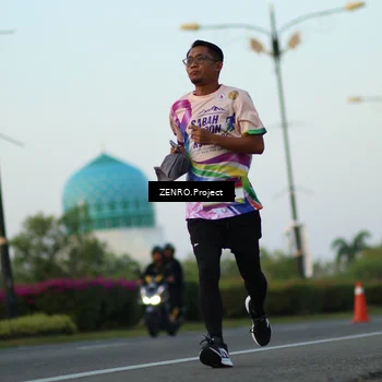 Runner Photo 6143930