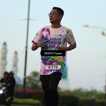 Runner Photo 6143933