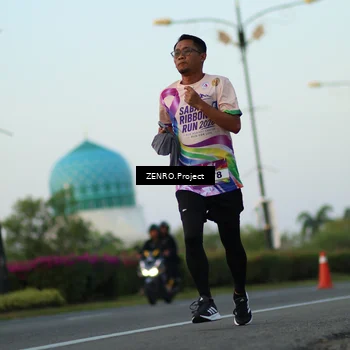 Runner Photo 6143996