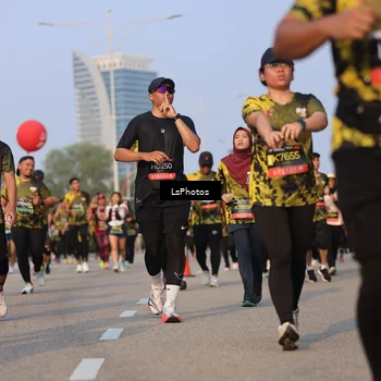 Runner Photo 6144028