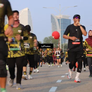 Runner Photo 6144074