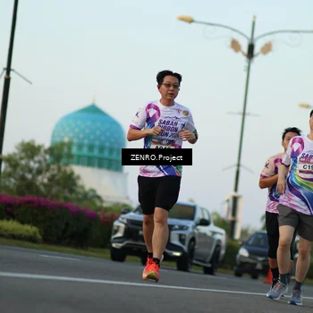 Runner Photo 6144176