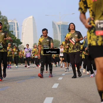 Runner Photo 6144683