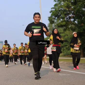 Runner Photo 6145175