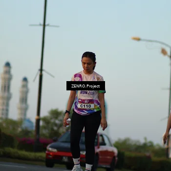 Runner Photo 6145259