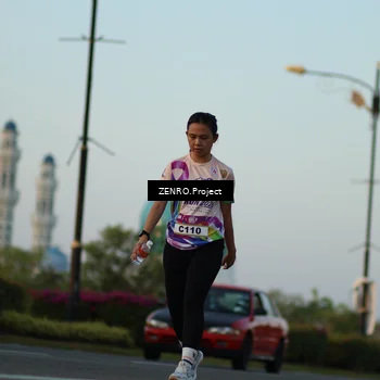 Runner Photo 6145347