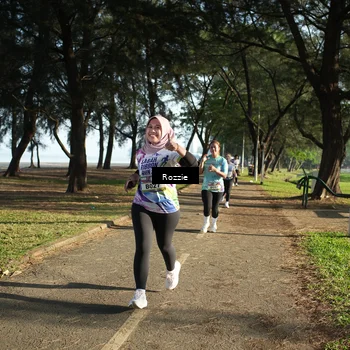 Runner Photo 6145424