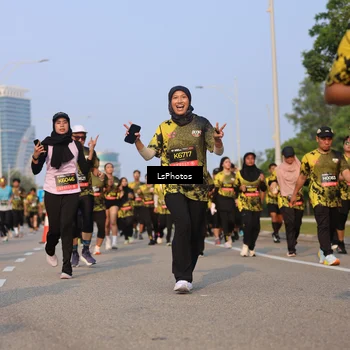Runner Photo 6145565