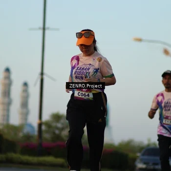 Runner Photo 6145608