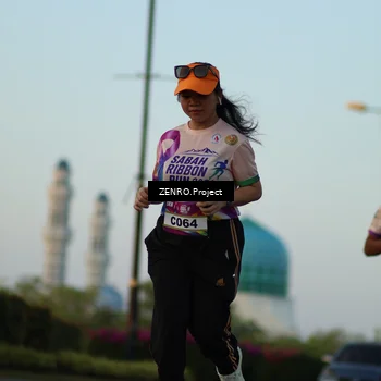 Runner Photo 6145624
