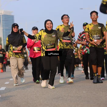 Runner Photo 6145997