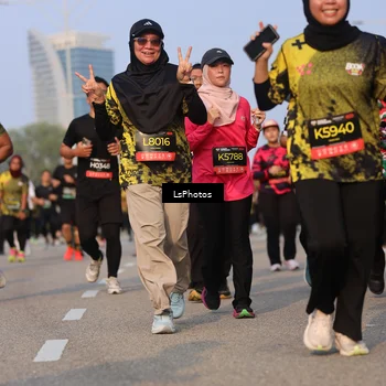 Runner Photo 6146023