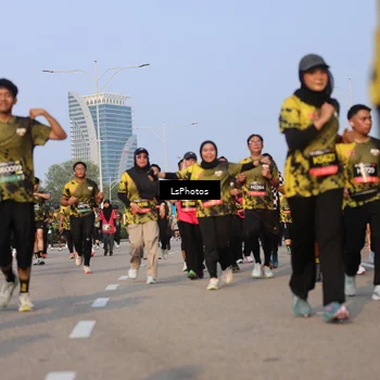 Runner Photo 6146028