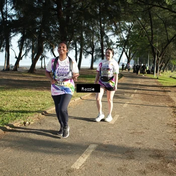 Runner Photo 6146111