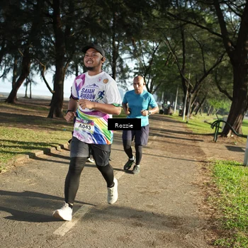 Runner Photo 6146258