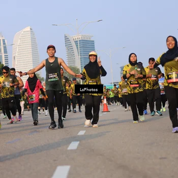 Runner Photo 6146378
