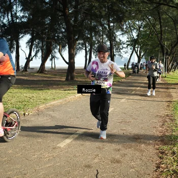 Runner Photo 6146887