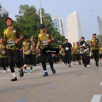 Runner Photo 6146892