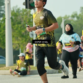 Runner Photo 6146912