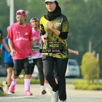 Runner Photo 6147072