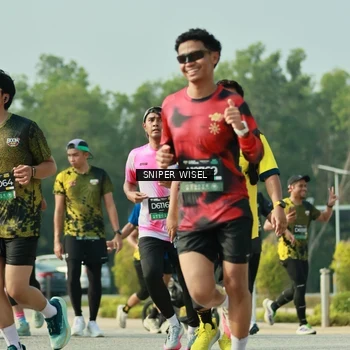 Runner Photo 6147104