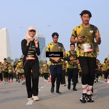 Runner Photo 6147202