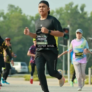 Runner Photo 6147292