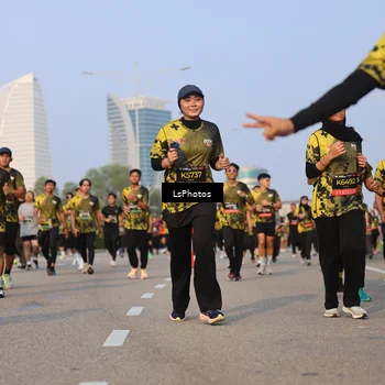 Runner Photo 6147318