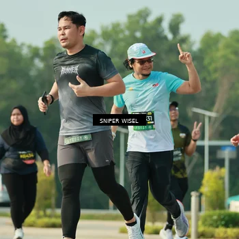 Runner Photo 6147357