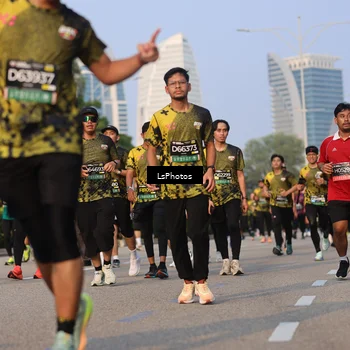 Runner Photo 6147418