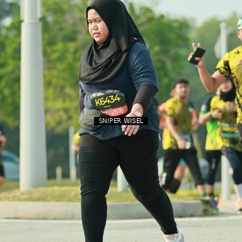 Runner Photo 6147429