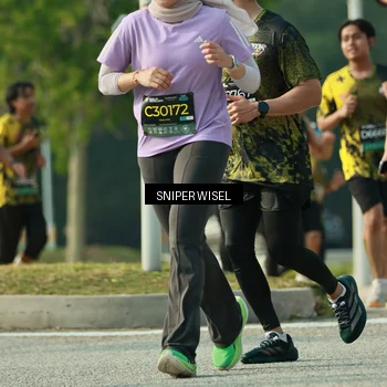 Runner Photo 6147496
