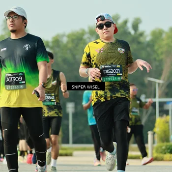 Runner Photo 6147515