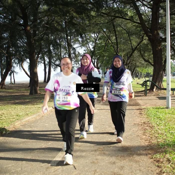 Runner Photo 6147529