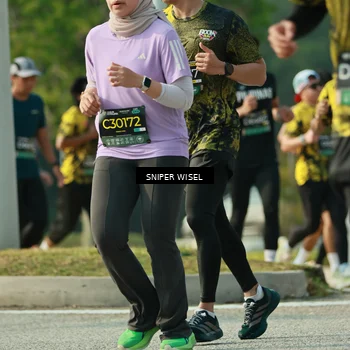 Runner Photo 6147542