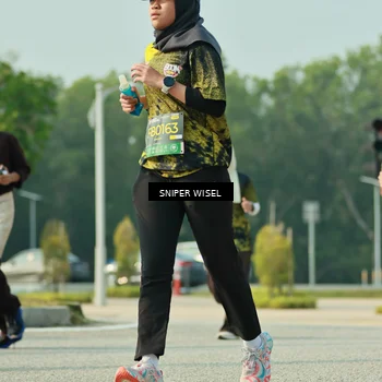 Runner Photo 6147558