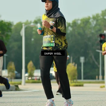 Runner Photo 6147576
