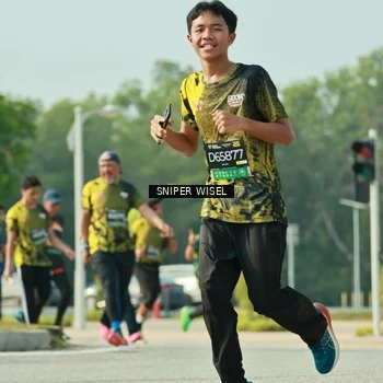 Runner Photo 6147613