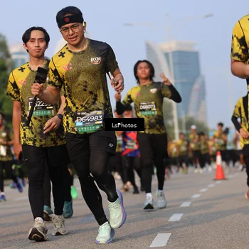 Runner Photo 6147619