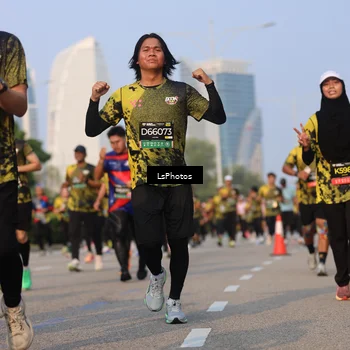 Runner Photo 6147699