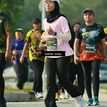Runner Photo 6147886