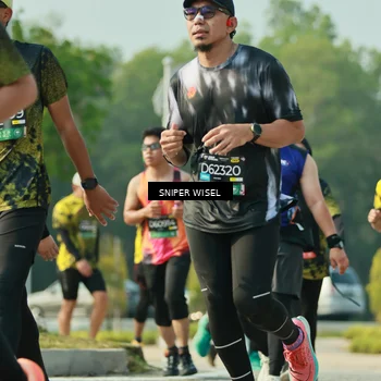 Runner Photo 6147944